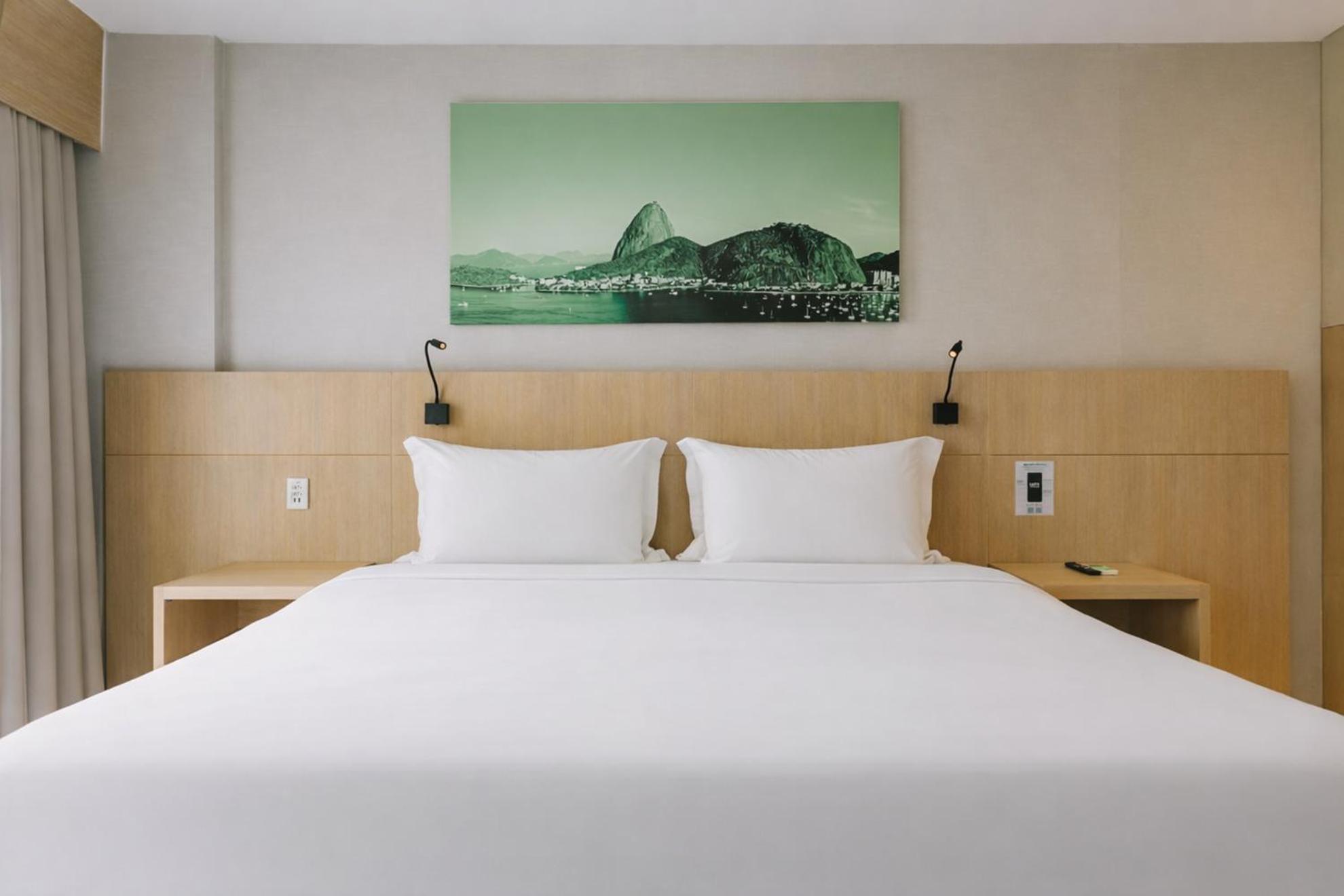 Quarto Luxo com Cama King-size