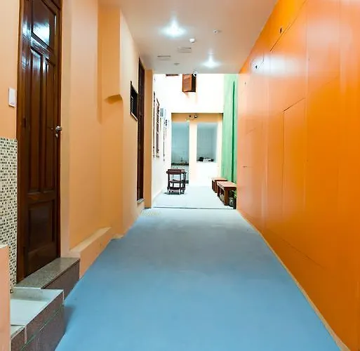 Alojamento com o café da manhã Apenas: Orange - Casa de Hóspedes - modelo Pousada